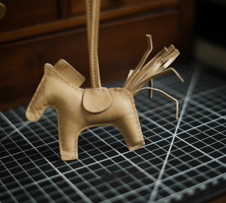 小马鞍精品 实拍细节