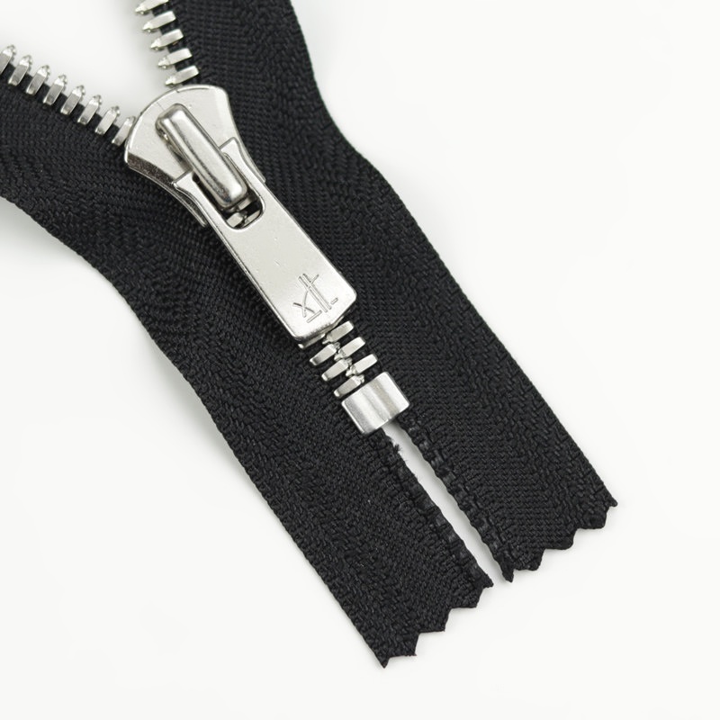 YKK Excella 8号玉米牙单头闭口拉链 皮具袋口袖口鞋子用 银色齿