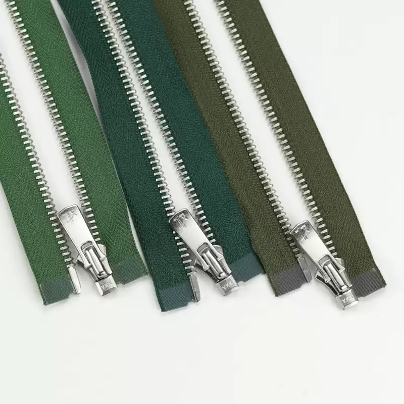 日本YKK Excella 5号 平牙 单开口夹克拉链 880 153 305 PC