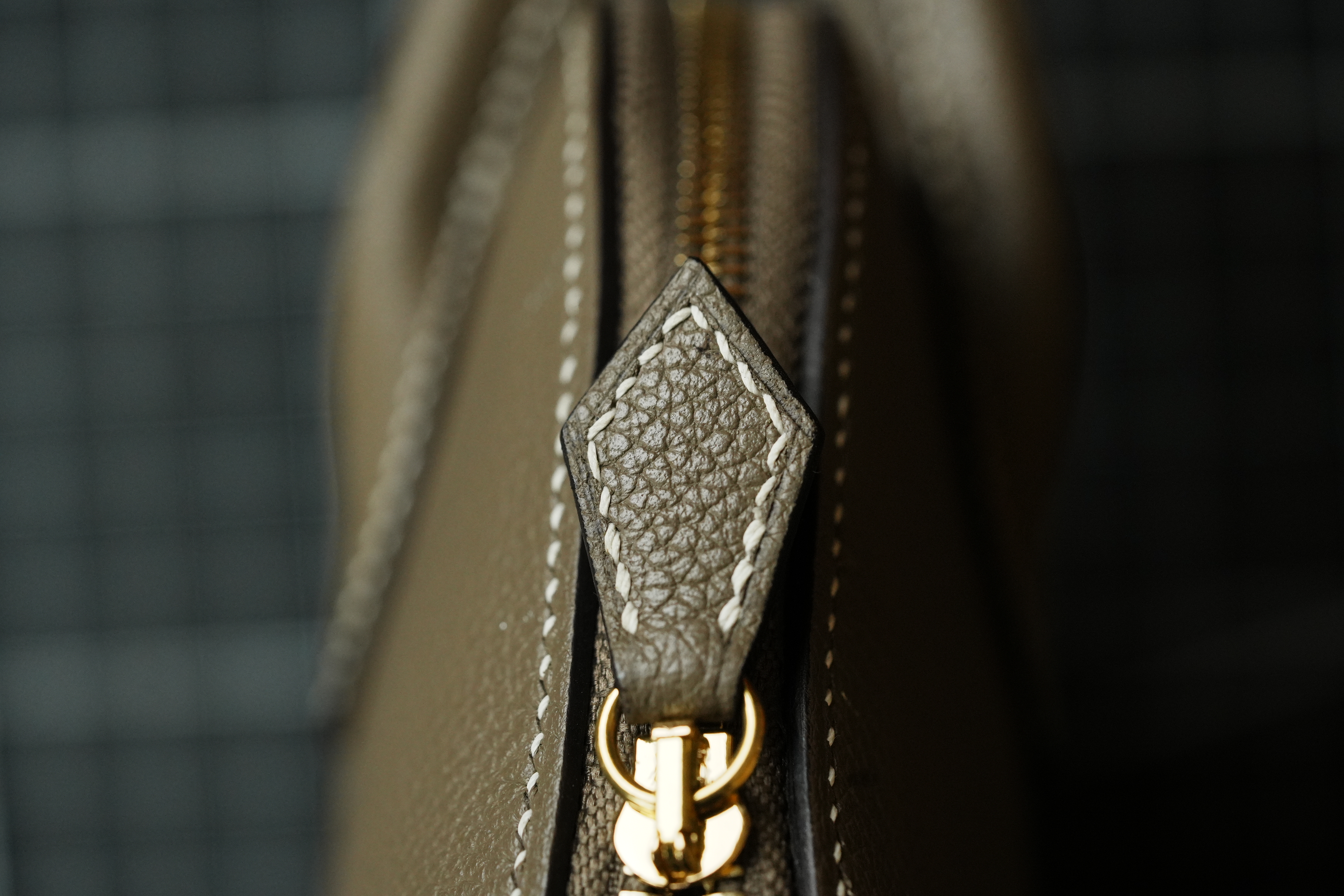 拉链按扣铆钉五金修复换新